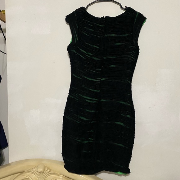 Black and Lime Green bodycon Dress - Picture 3 of 4